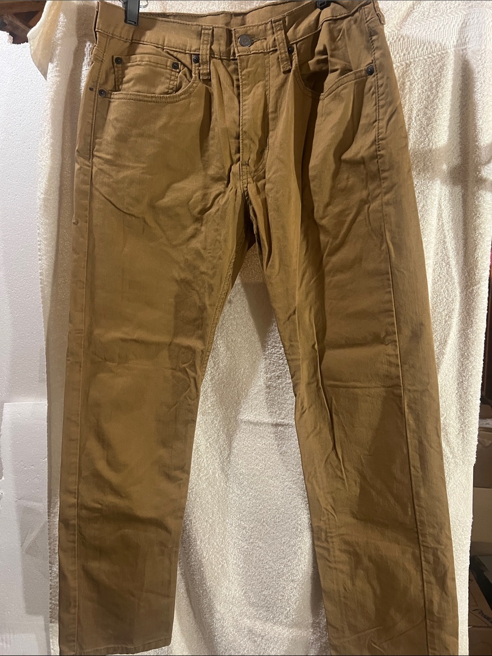 Levi’s Strauss & Co men’s 502 Khaki Jeans